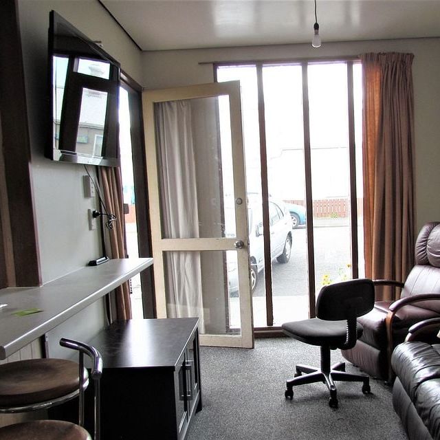 3 BEDROOM near CAMPUS, flat FOR 2025 - Photo 1