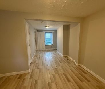 195 Queen Street, Harryville, Ballymena, BT42 2BG - Photo 2