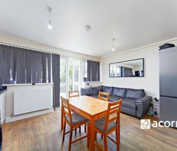 4 bedroom flat to rent - Photo 2