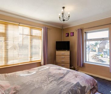 4 bedroom apartment to rent - Photo 2