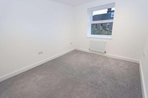 Hemnall Street, Epping, CM16 - Photo 1
