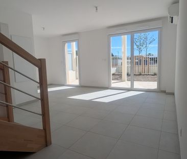 Location Appartement 3 pièces 62m² MONTEUX 84170 - Photo 1