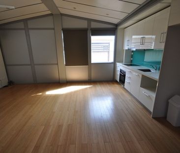 AFFORDABLE ABODE - Easy-care 4x2 - Photo 5