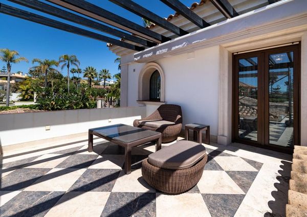 Luxury Villa for rent in Marbella Del Este, Andalusia