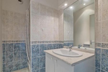Location Appartement 3 pièces 90m² ALBI 81000 - Photo 5