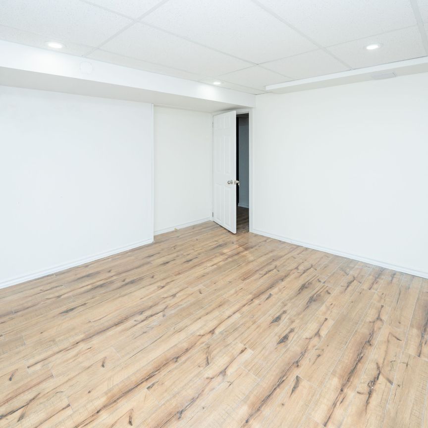 For Lease - 38 Hiley Avenue, Ajax, Ontario - Photo 1