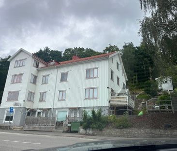 Gamla riksvägen, Kållered - Photo 3