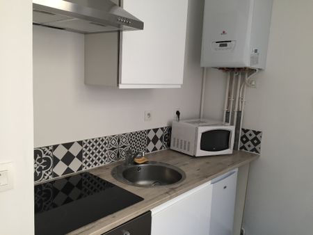 Location Appartement 2 pièces 30m² - Photo 4