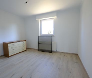 LICHTRIJK EN STIJLVOL 2 SLAAPKAMER APPARTEMENT IN BILZEN! - Foto 4