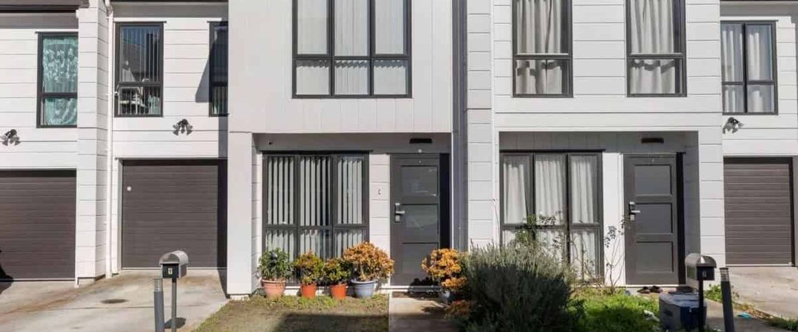 Exceptional Comfort & Convenience! - Photo 1