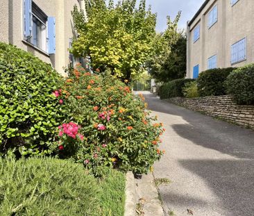 Location Appartement 1 pièce 24m² LA CIOTAT 13600 - Photo 6