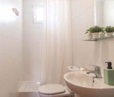 Apartment for rent in Quart de Poblet - Photo 4