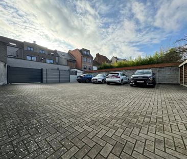 Te huur: gelijkvloers appartement in het centrum van Lennik - Foto 1