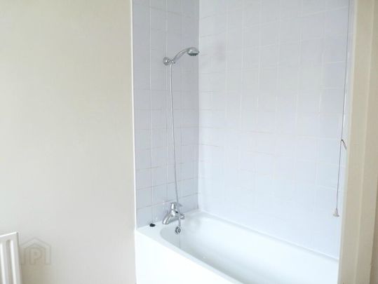 28 Dewey Street, Belfast, BT13 3GT - Photo 1