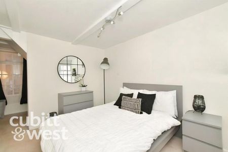 3 bedroom town house to rent - Photo 5