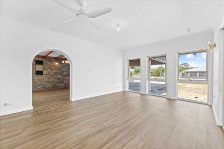 Charming Morley Retreat - Photo 4