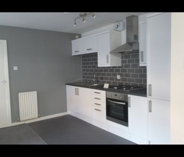 1 Bed Flat, St. Michaels Terrace, LS6 - Photo 3
