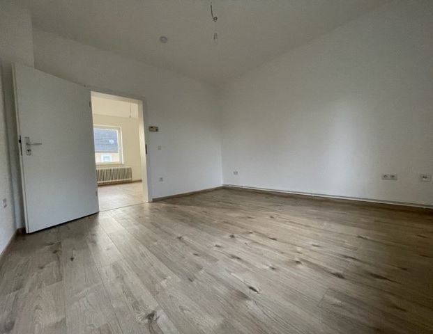 Demnächst frei! 2-Zimmer-Wohnung in Wilhelmshaven Fedderwardergroden - Foto 1