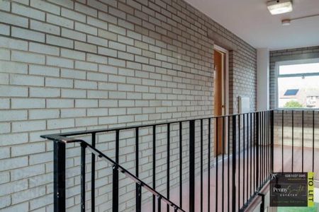 10 Sandymount Court, Bangor, BT20 4UE - Photo 2