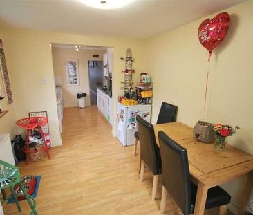 Napier Road, Southsea, PO5 - Photo 2