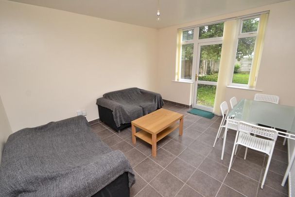 5 bedroom detached house to rent - Photo 1