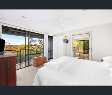 Peaceful Treetop Retreat with Pittwater Views - Photo 4