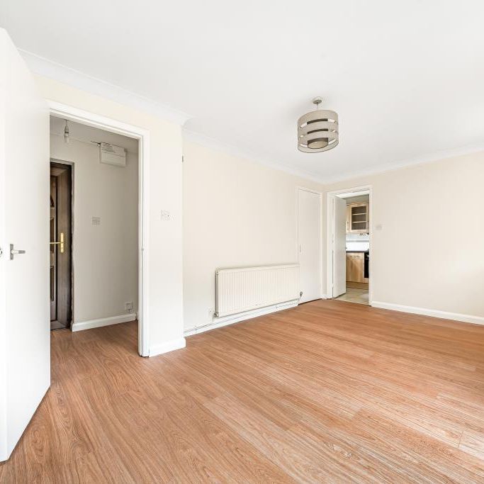 2 bedroom semi-detached house to rent - Photo 1