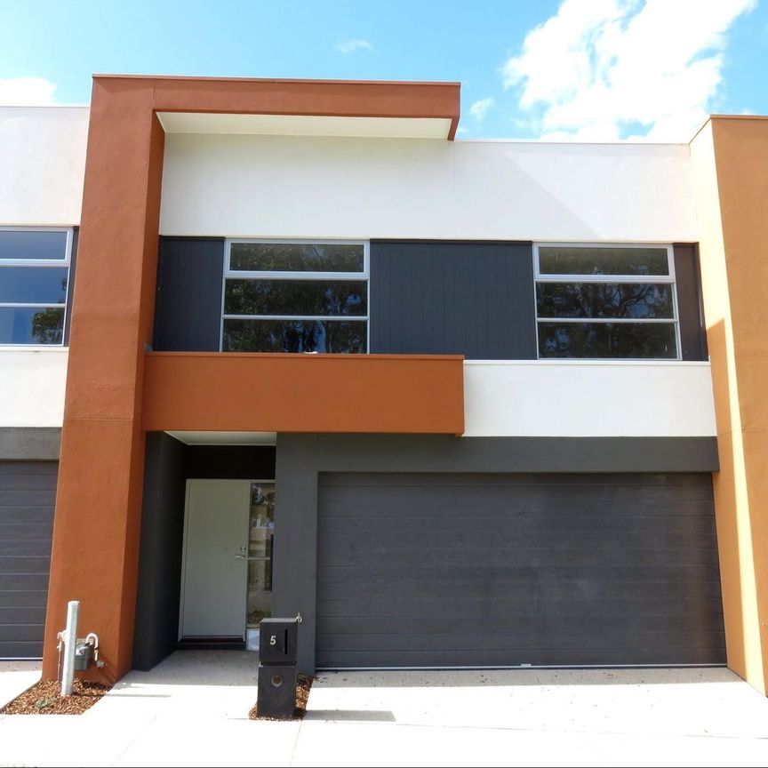 Spacious 3-Bedroom Home in Epping - Photo 1