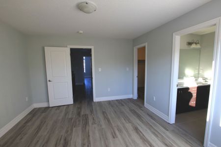 For Lease - 4324 Shuttleworth Drive, Niagara Falls, Ontario - Photo 4