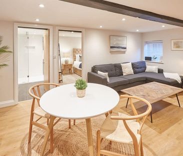 Flowergate - Photo 2