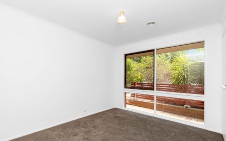 52 Pinaroo Drive Glenfield Park NSW - Photo 5