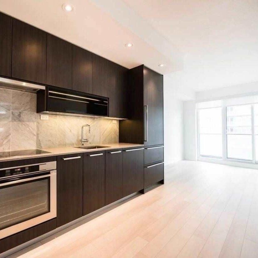 For Lease - 117 Mcmahon Drive Unit# 1905, Toronto, Ontario - Photo 1
