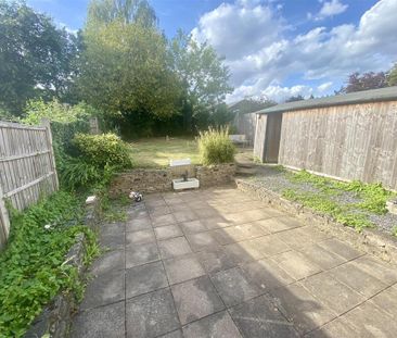 3 bedroom detached house to rent - Photo 4