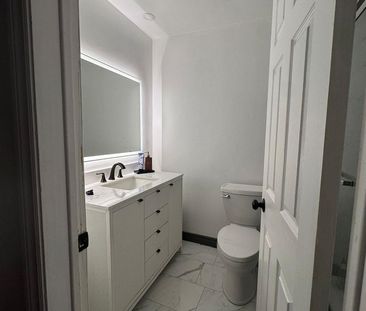 For Lease - 30 Obermeyer Drive, Kitchener, Ontario - Photo 3