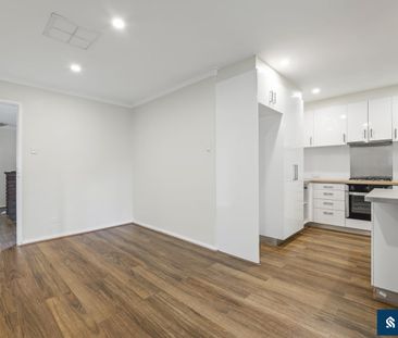 For Lease: Stunning 4-Bedroom Family Home in Parkwood - Photo 6