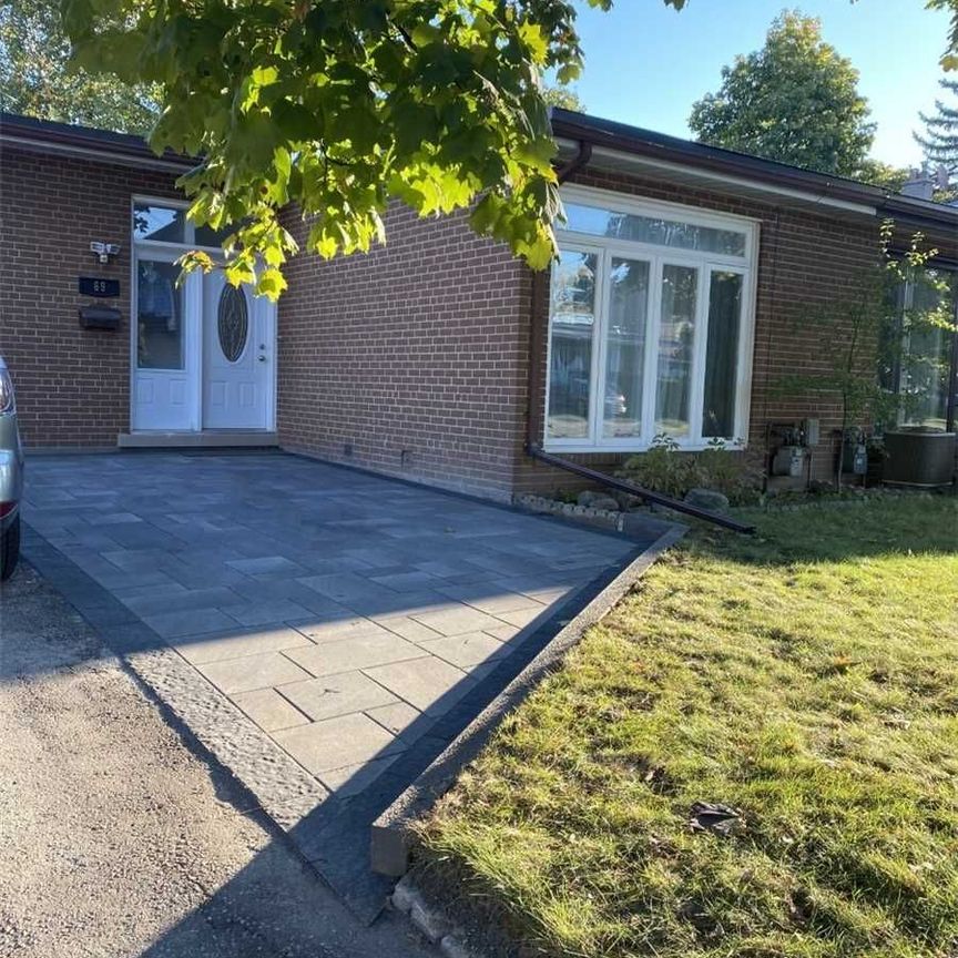 For Lease - 69 Roywood Drive Unit# Upper, Toronto, Ontario - Photo 1