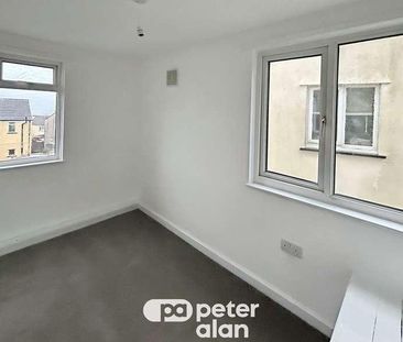 Hawthorn Hill, Trefechan, Merthyr Tydfil, CF48 - Photo 3