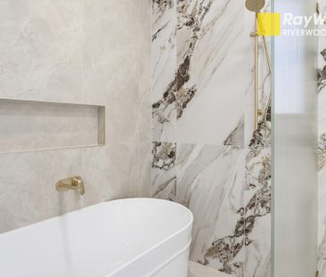 Brand-New Luxury 5-Bedroom Freestanding Residence with Designer Fin... - Photo 4