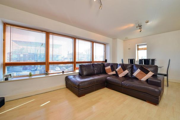 2 bedroom apartment to rent - Photo 1