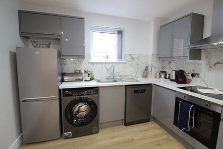 2 Bed Flat, Beauchamp House, CV1 - Photo 3