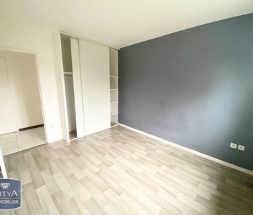 Location Appartement 2 pièces 55m² CAMBRAI 59400 - Photo 2