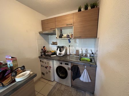 Location Appartement 2 pièces 35m² ONET LE CHATEAU 12850 - Photo 3