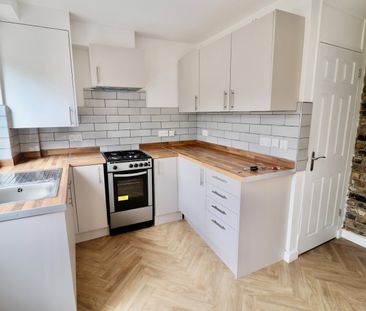 Dewsgreen, Basildon - Photo 1