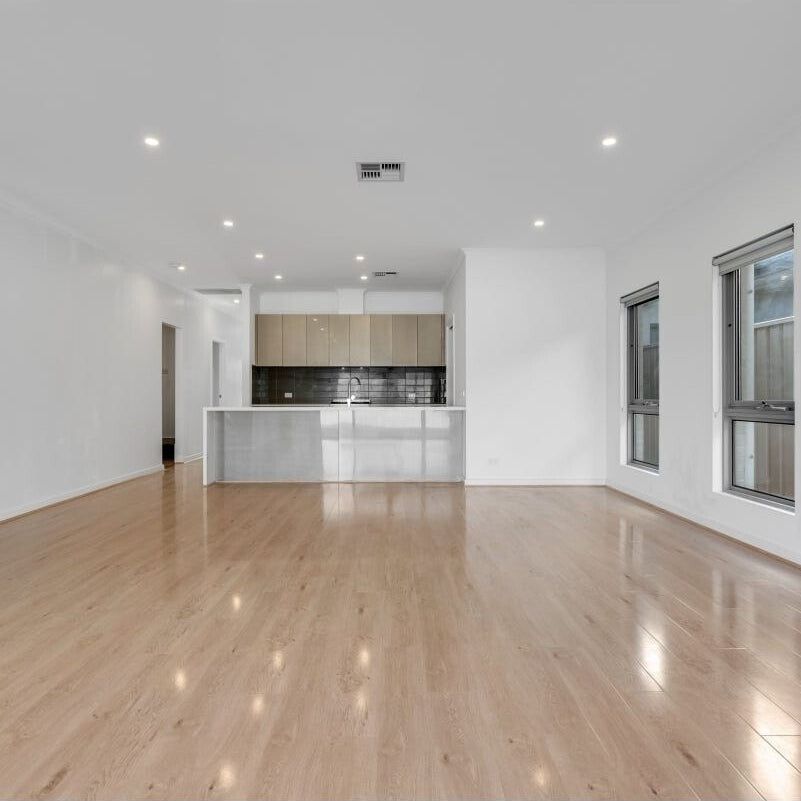 Camden Park - Photo 1