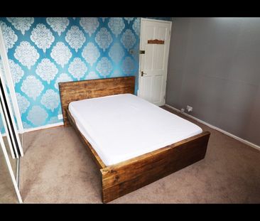 5 Bed Semi-Detached House, Snowdon Road, BS16 - Photo 3