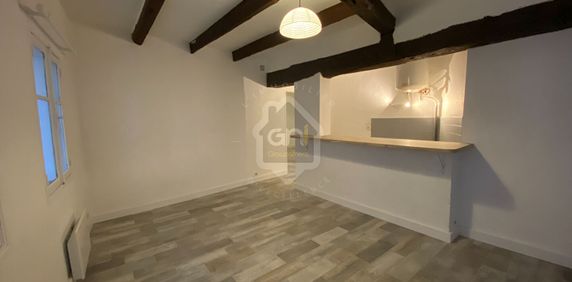 NIMES - ECUSSON, - Photo 2