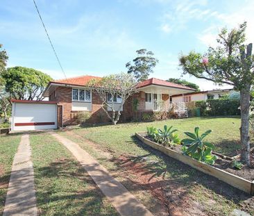 LAWNTON COTTAGE - WALK TO TRAIN - Photo 6