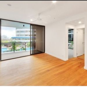 A Stylish Dual-Key Apartment Located in The Heart of Brisbane - Photo 2