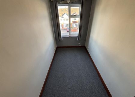 Dulverton Avenue, Coundon, Coventry - Photo 4