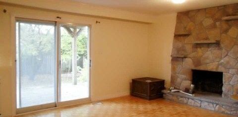 For Lease - 141 Garden Avenue Unit# Back, Richmond Hill, Ontario - Photo 2